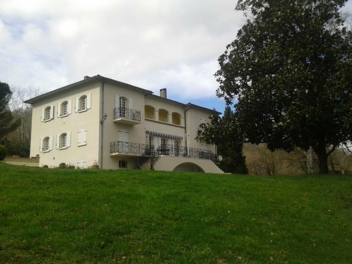 L'Escalere Bed & Breakfast Arnaud-Guilhem Exterior photo