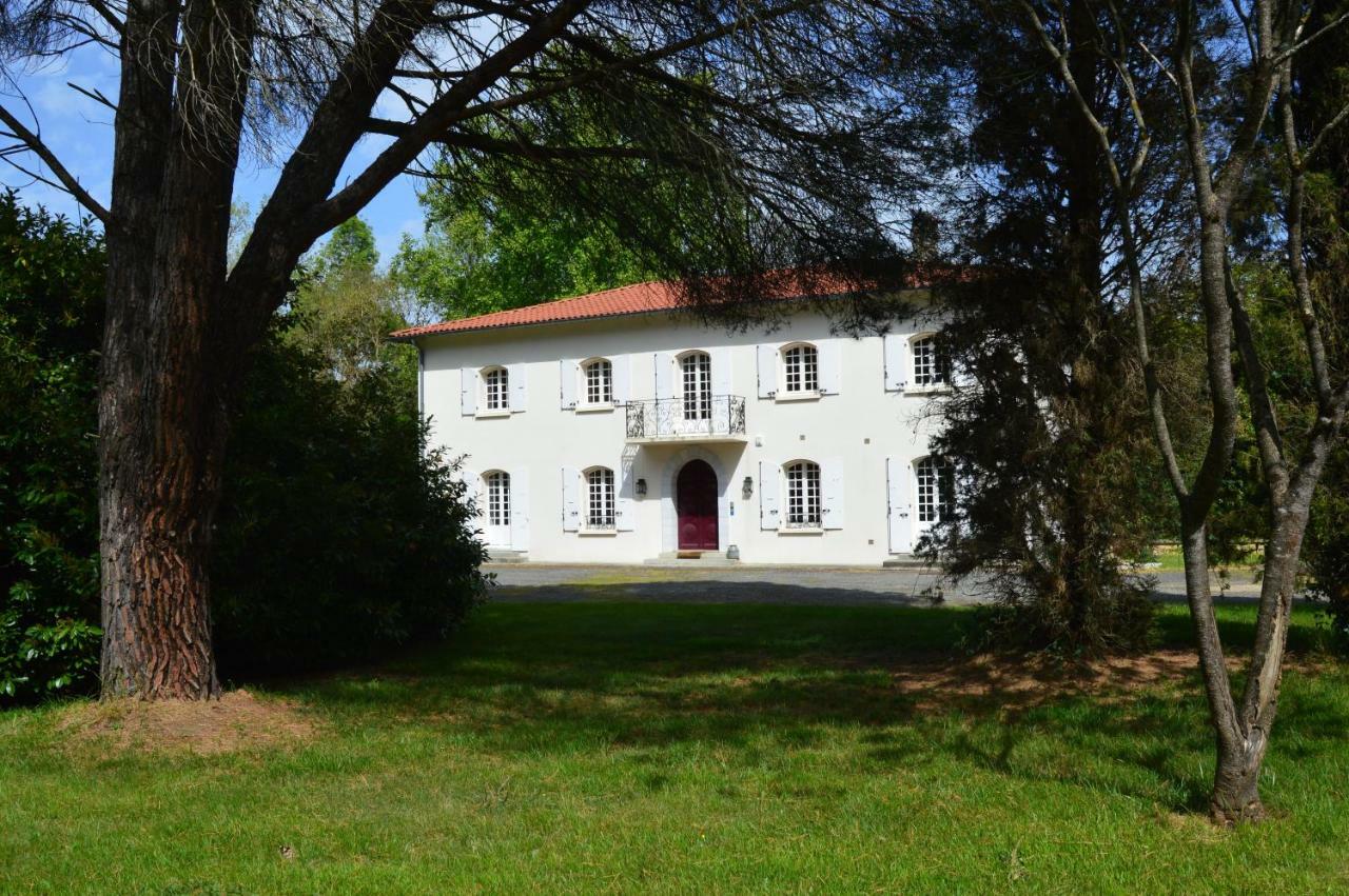 L'Escalere Bed & Breakfast Arnaud-Guilhem Exterior photo